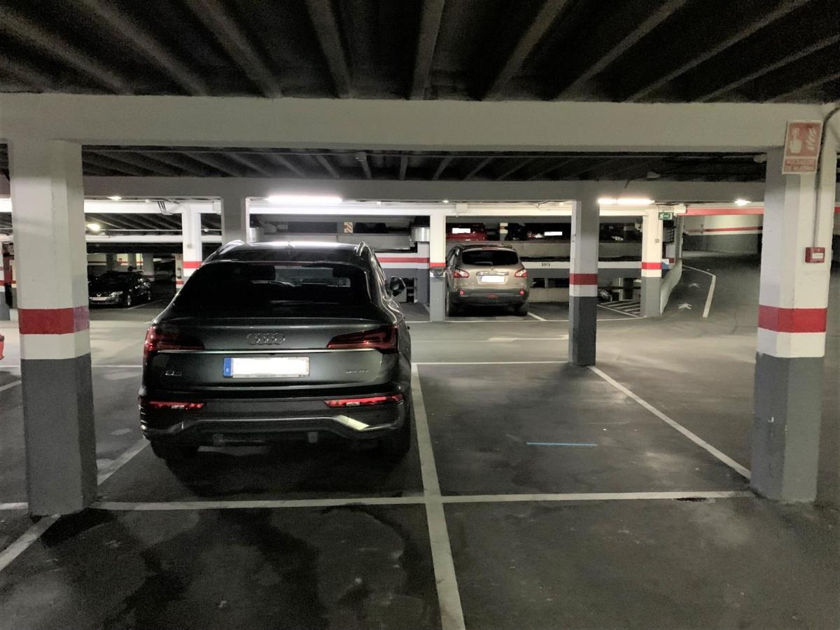 Apto. El Llano. Parking Incluido Gijón Exteriör bild